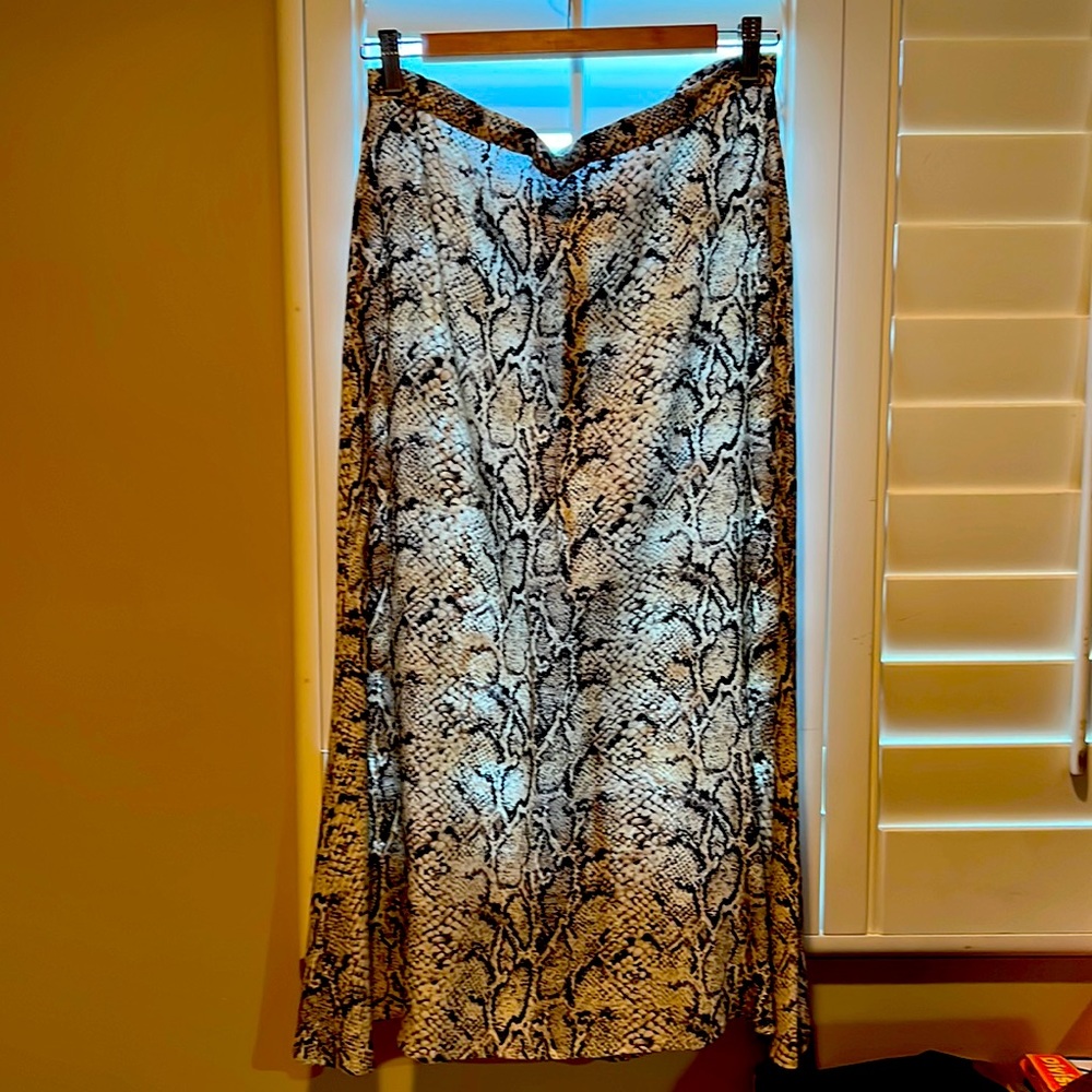 Trendy Reformation brand great silky skirt
